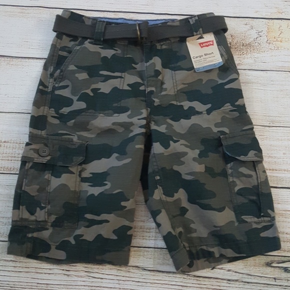 Levi's Other - New Levis Cargo Camouflage Cargo Shorts